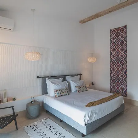 Hook Of - Le Mirage De La 4*