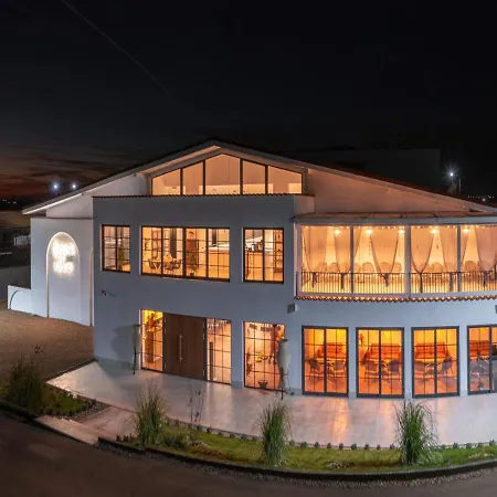 Hook Of - Le Mirage De La 4*