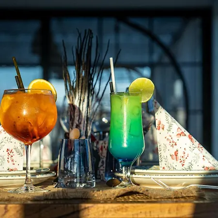 Hook Of - Le Mirage De La 4* 올림프