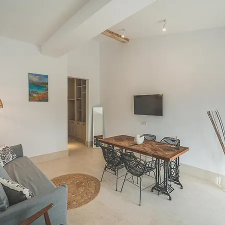 Hook Of - Le Mirage De La 호텔