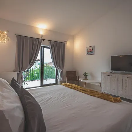 Hook Of - Le Mirage De La 4* 올림프