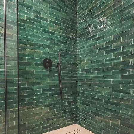 Hook Of - Le Mirage De La 호텔